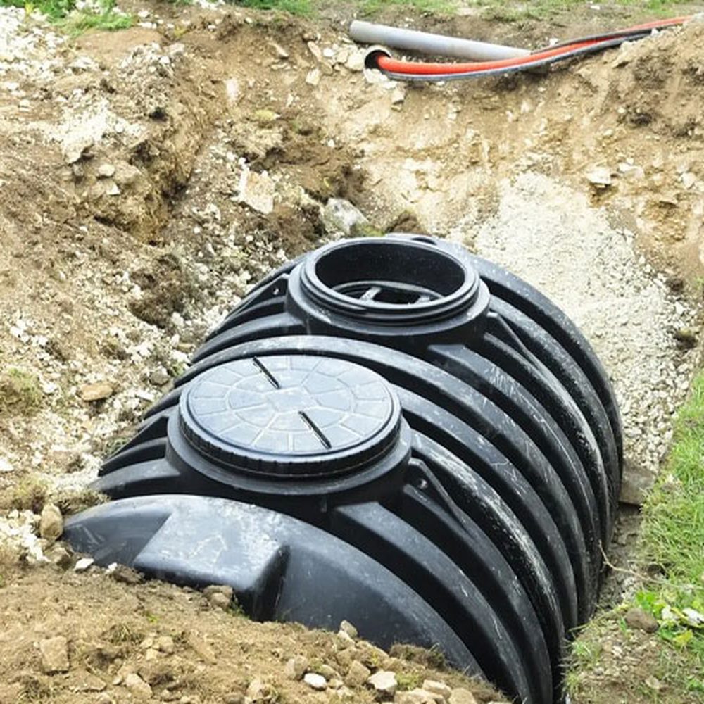 Poly septic tank set in the ground